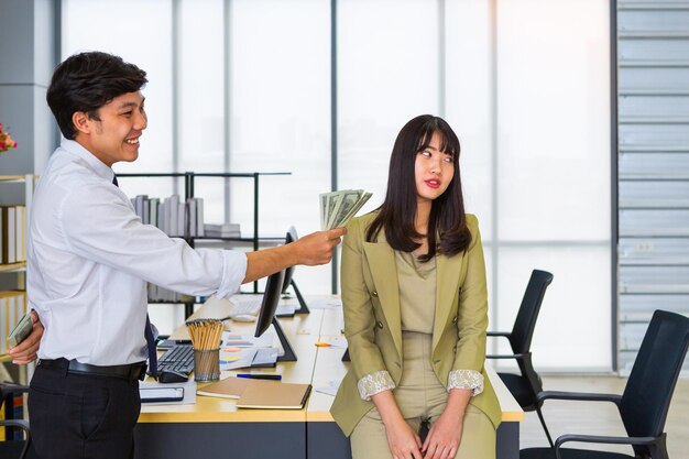 training sales