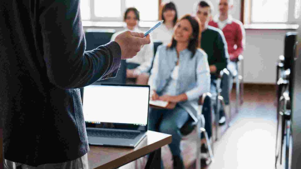 perusahan training sales