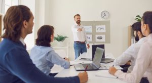 Kurikulum Lengkap untuk Sales Rep Profesional